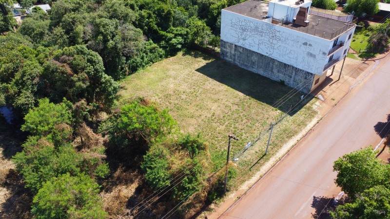 Terreno de 1090m2 sobre calle Paraguay!