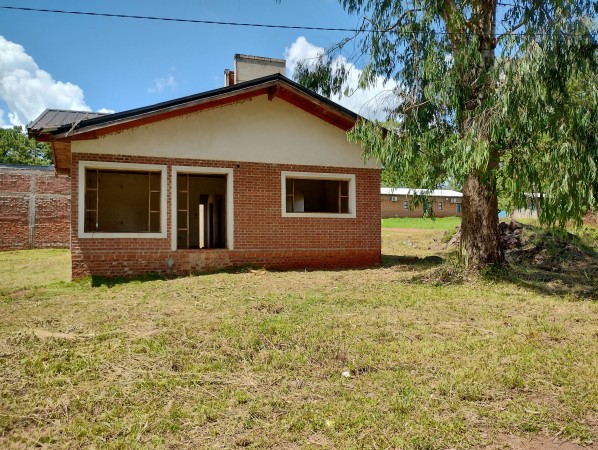 ❕Hermosa casa a terminar a pasos del Lago Ziegler