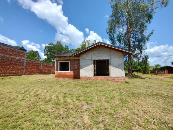 ❕Hermosa casa a terminar a pasos del Lago Ziegler