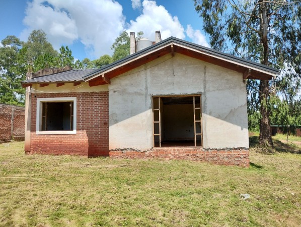 ❕Hermosa casa a terminar a pasos del Lago Ziegler