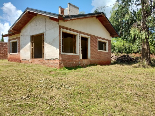 ❕Hermosa casa a terminar a pasos del Lago Ziegler