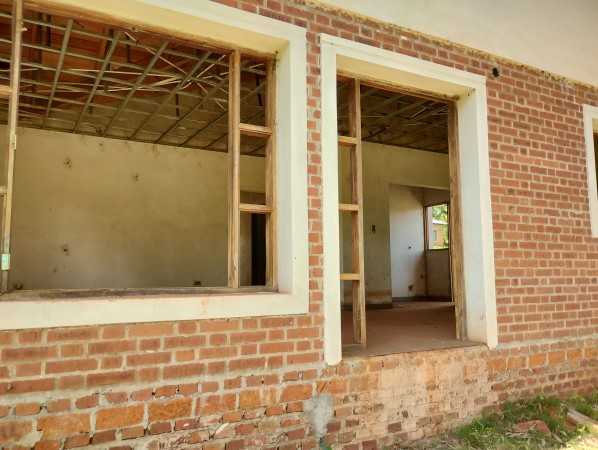 ❕Hermosa casa a terminar a pasos del Lago Ziegler