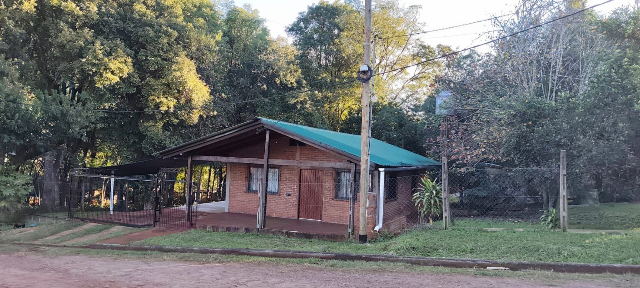 ¡Casa en el barrio Lomas del Mirador!