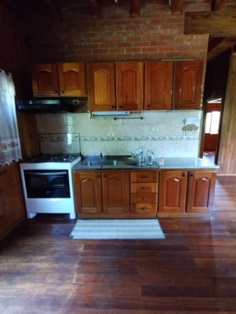 ¡Hermosa casa en venta! 2 Plantas + 3 Habitaciones + 2 Baños + Quincho + Piscina
