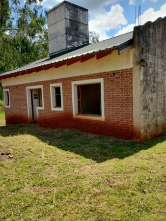 ❕Hermosa casa a terminar a pasos del Lago Ziegler